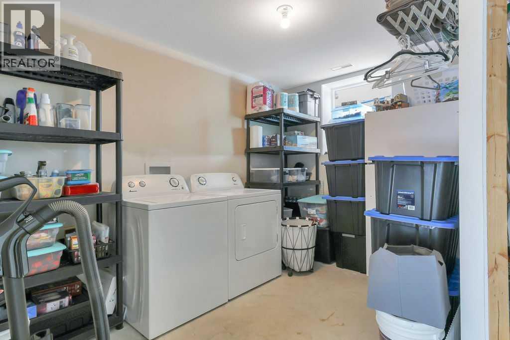 Listing photo – 1 Cambridge Close, Blackfalds