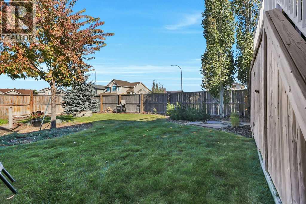Listing photo – 1 Cambridge Close, Blackfalds