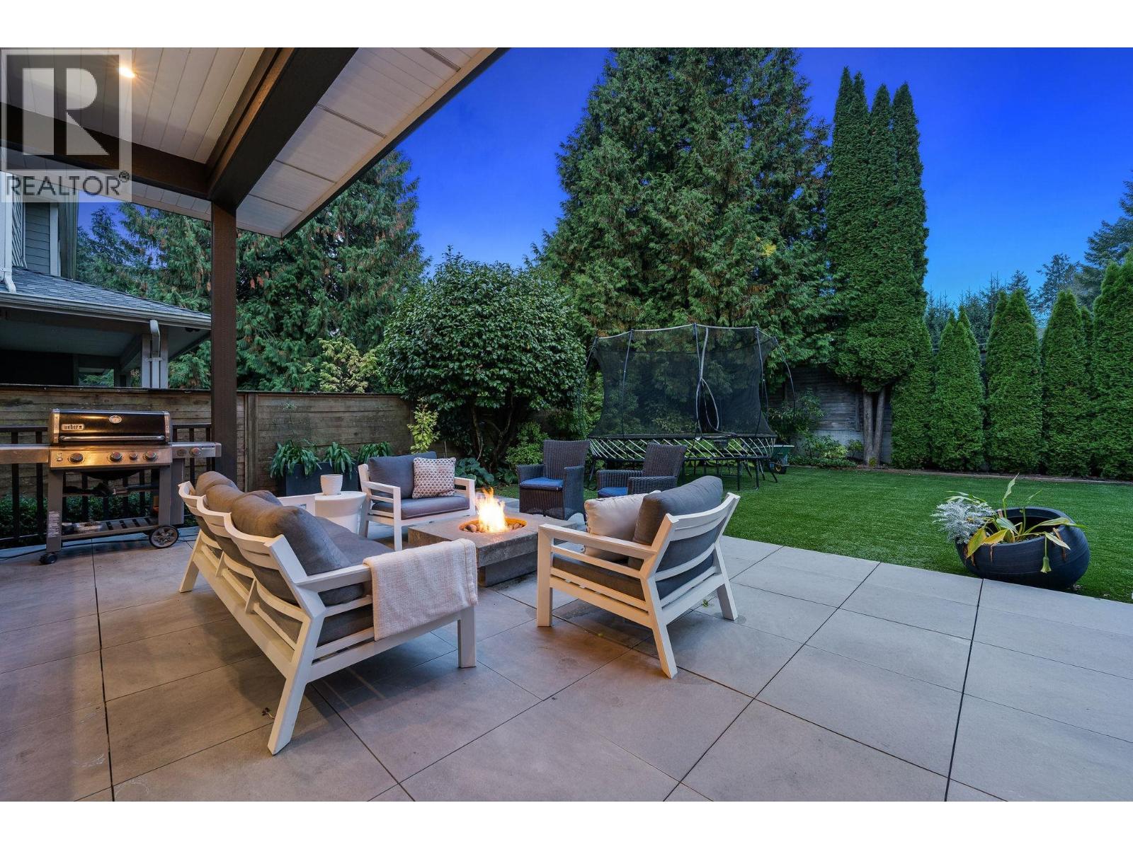 2775 LYNDENE ROAD, North Vancouver