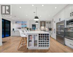 2775 Lyndene Road, North Vancouver, BC V7R1E2 Photo 13
