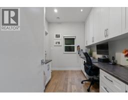 2775 Lyndene Road, North Vancouver, BC V7R1E2 Photo 16