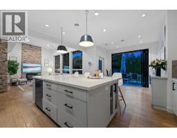 2775 Lyndene Road, North Vancouver, BC V7R1E2 Photo 17