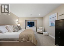 2775 Lyndene Road, North Vancouver, BC V7R1E2 Photo 24