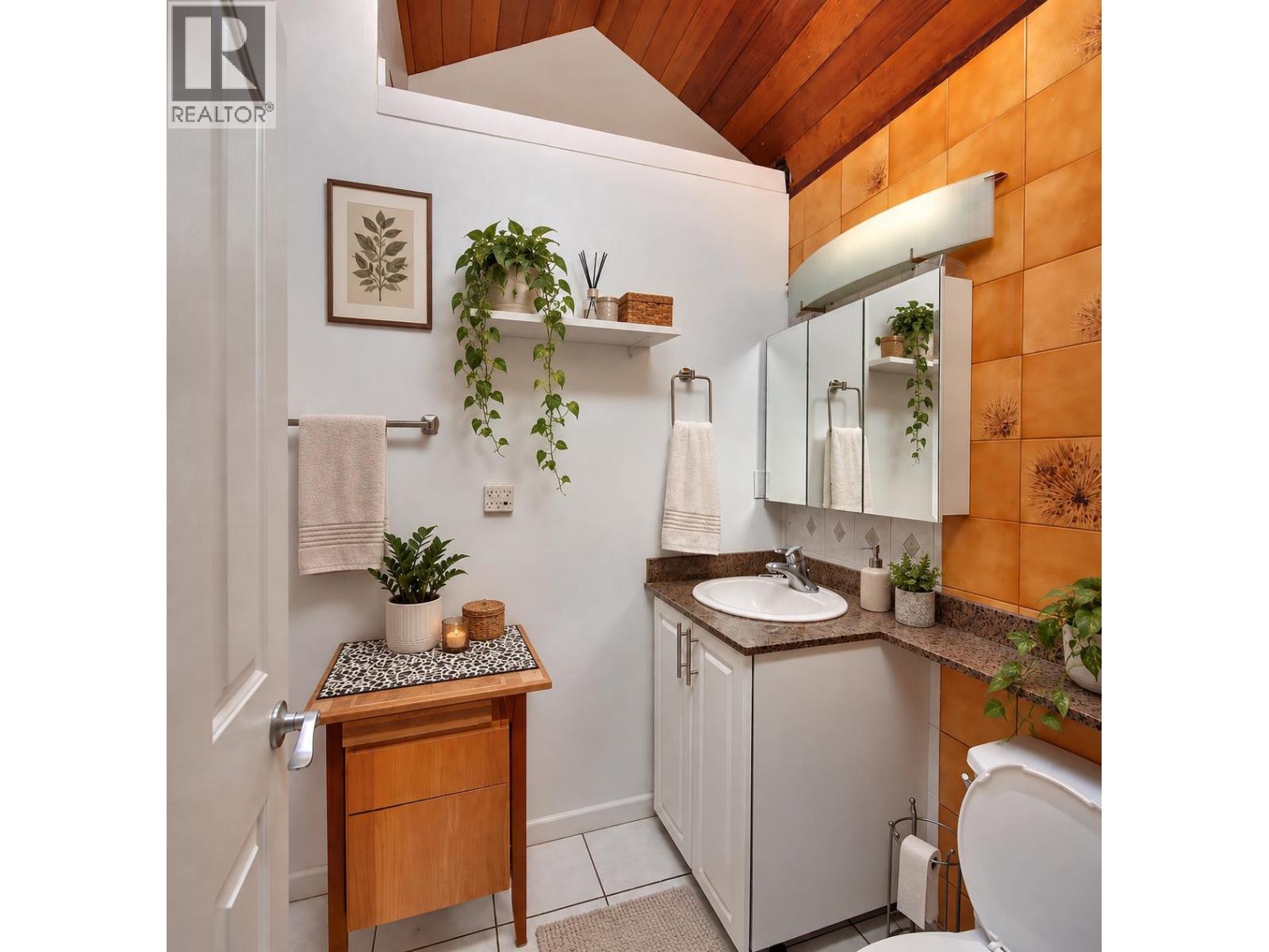 7495 CULLODEN STREET, Vancouver