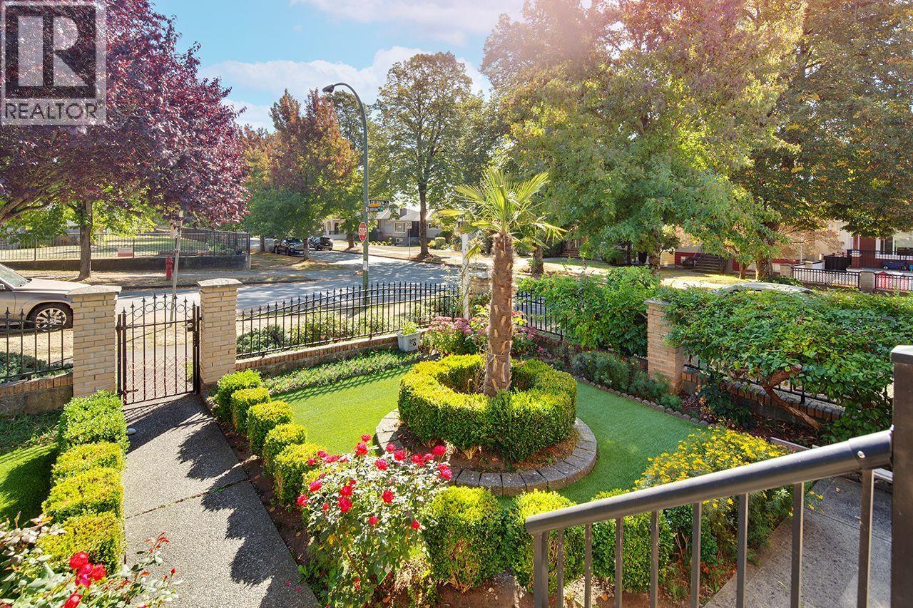 7495 CULLODEN STREET, Vancouver