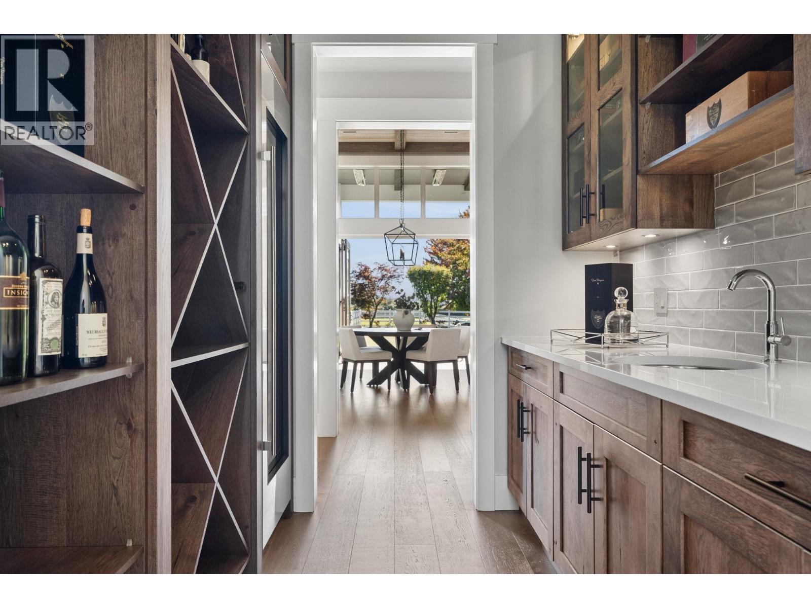 7628 STEVESTON HIGHWAY, Richmond