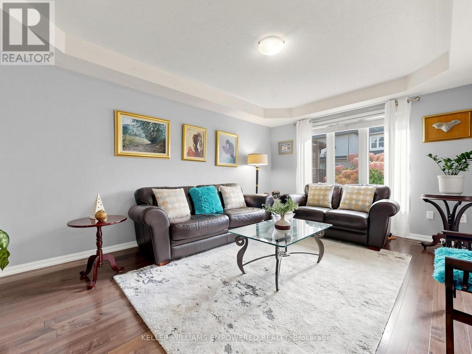 203 CHILCOTT CRESCENT - 8