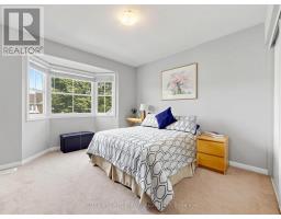 203 Chilcott Crescent, Newmarket, ON L3X3G6 Photo 31