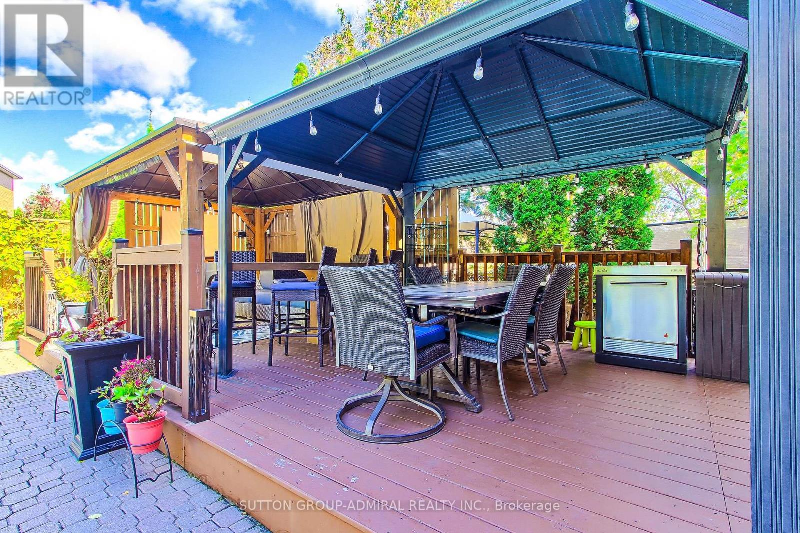 322 HARRY BEER COURT - 44
