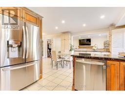 322 Harry Beer Court, Newmarket, ON L3Y8M2 Photo 15