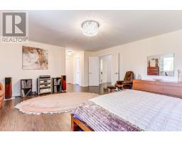 322 Harry Beer Court, Newmarket, ON L3Y8M2 Photo 25
