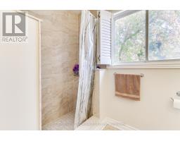 322 Harry Beer Court, Newmarket, ON L3Y8M2 Photo 34