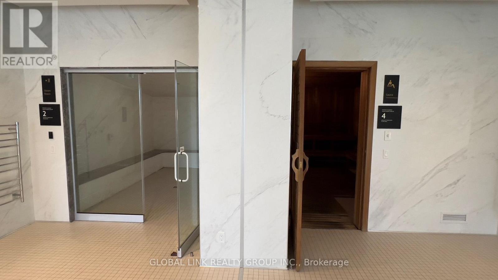 585 Bloor Street East — photo 18