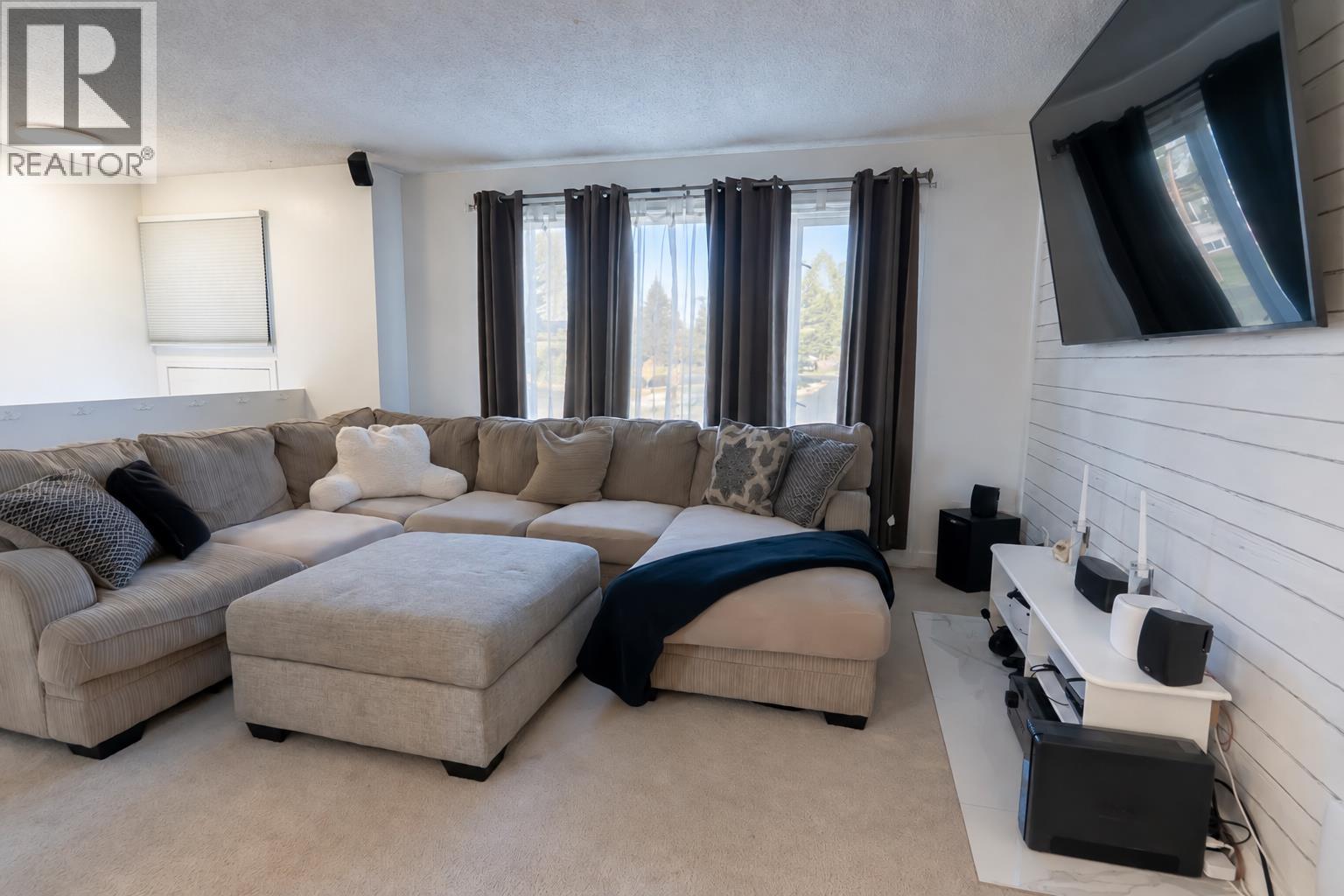 2898 E VICTORIA STREET, Vanderhoof