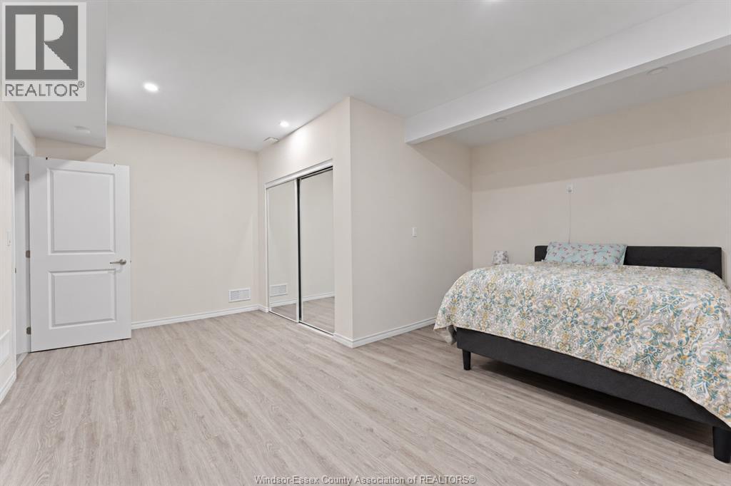 1534 CLEARWATER AVENUE - Image 36