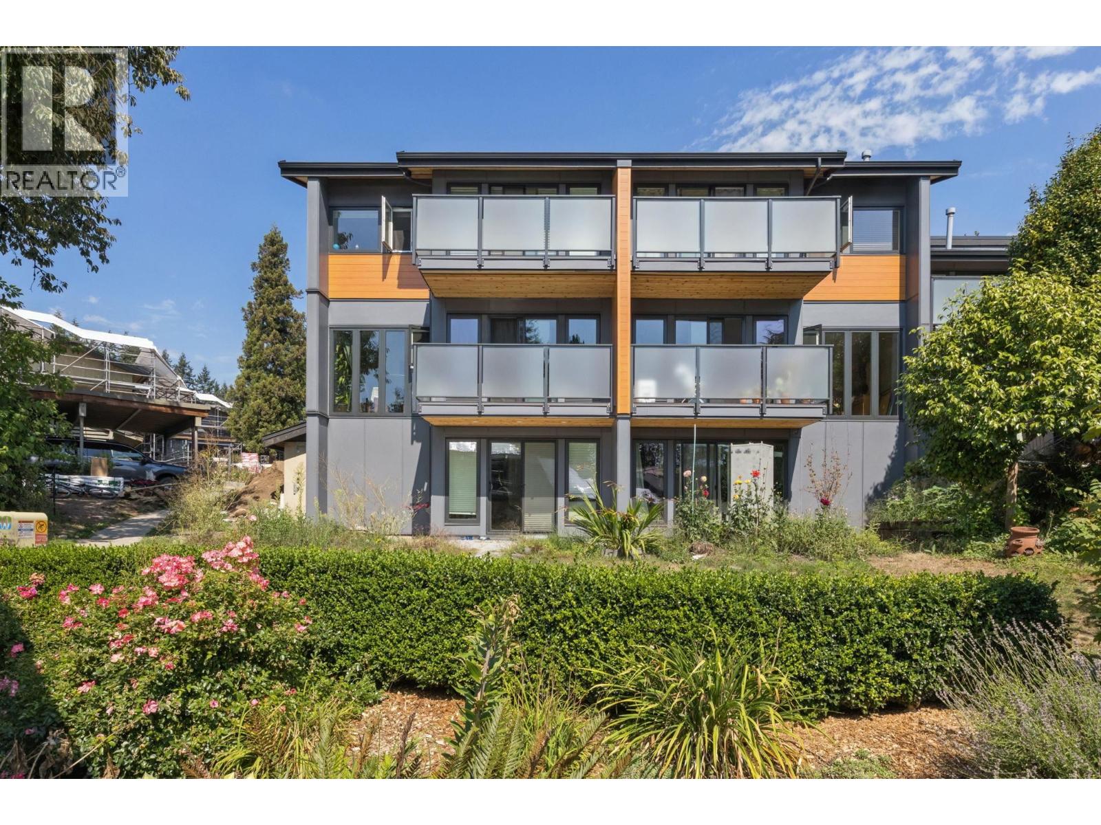 1084 LILLOOET ROAD, North Vancouver