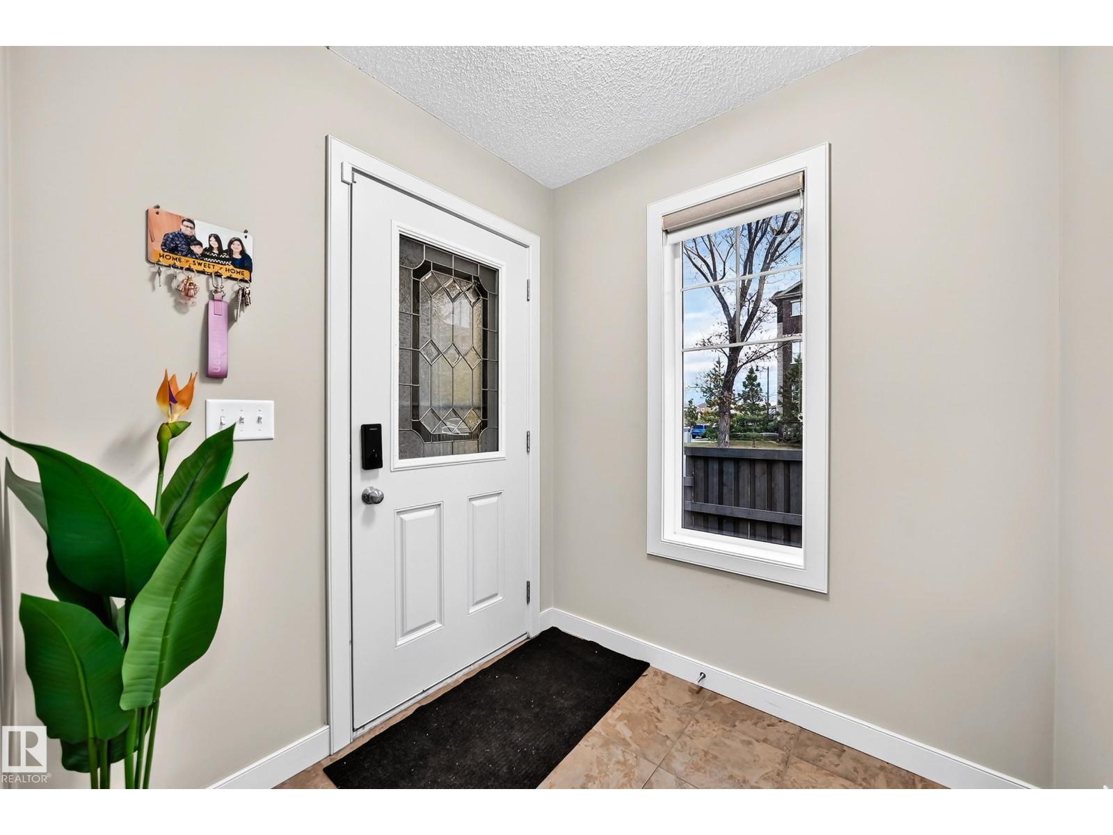1673 CUNNINGHAM WY SW, Edmonton, Alberta, T6W0W5