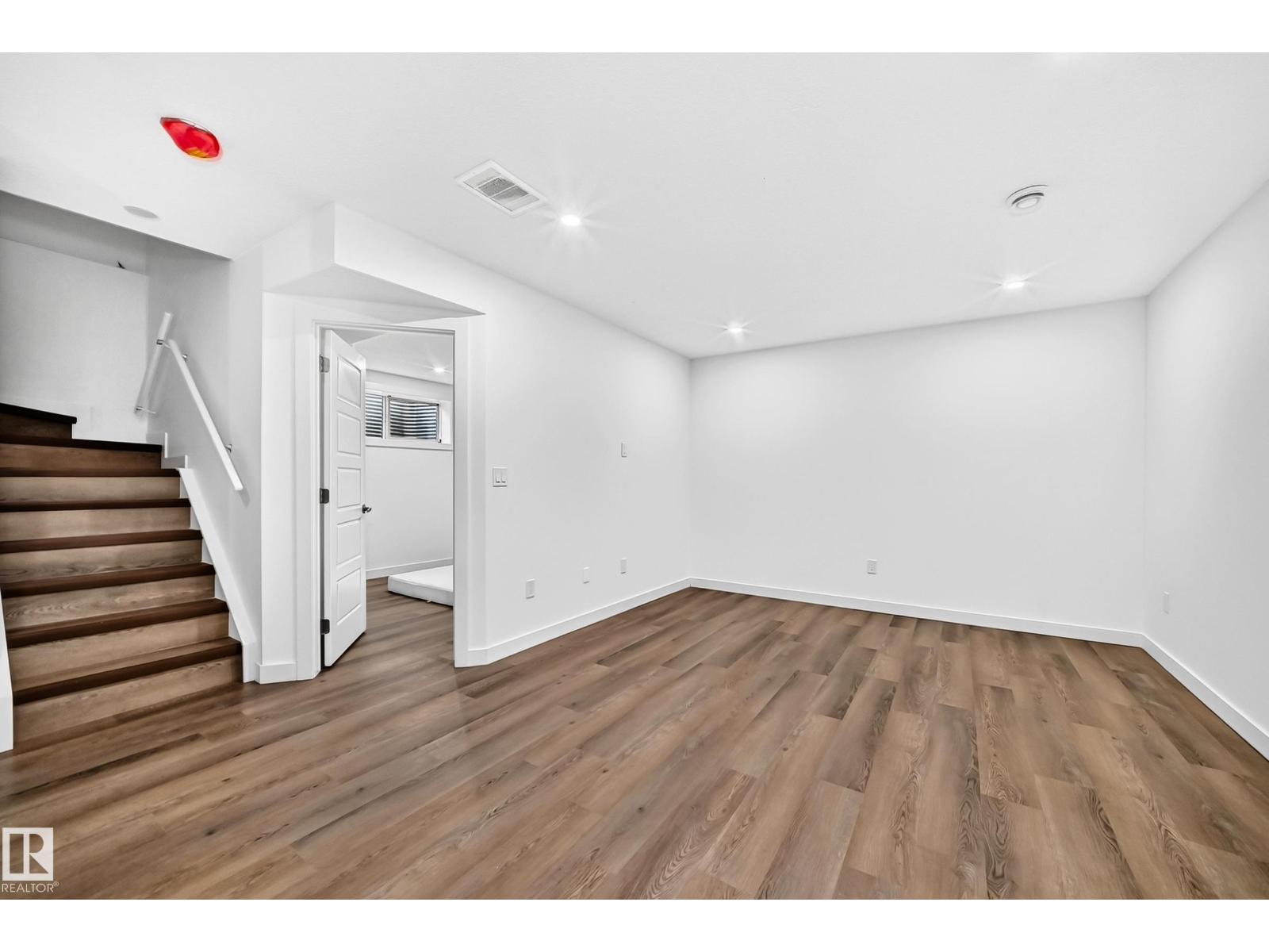 1673 CUNNINGHAM WY SW - 24