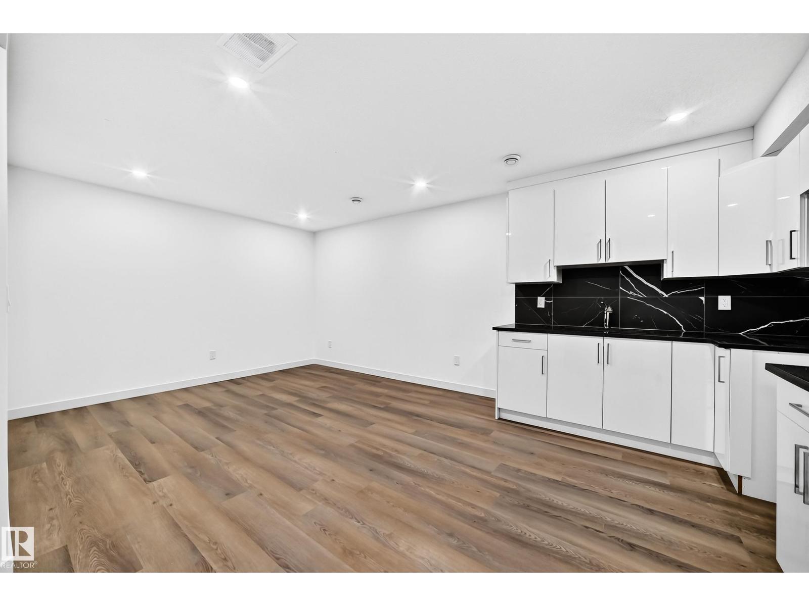 1673 CUNNINGHAM WY SW - 23