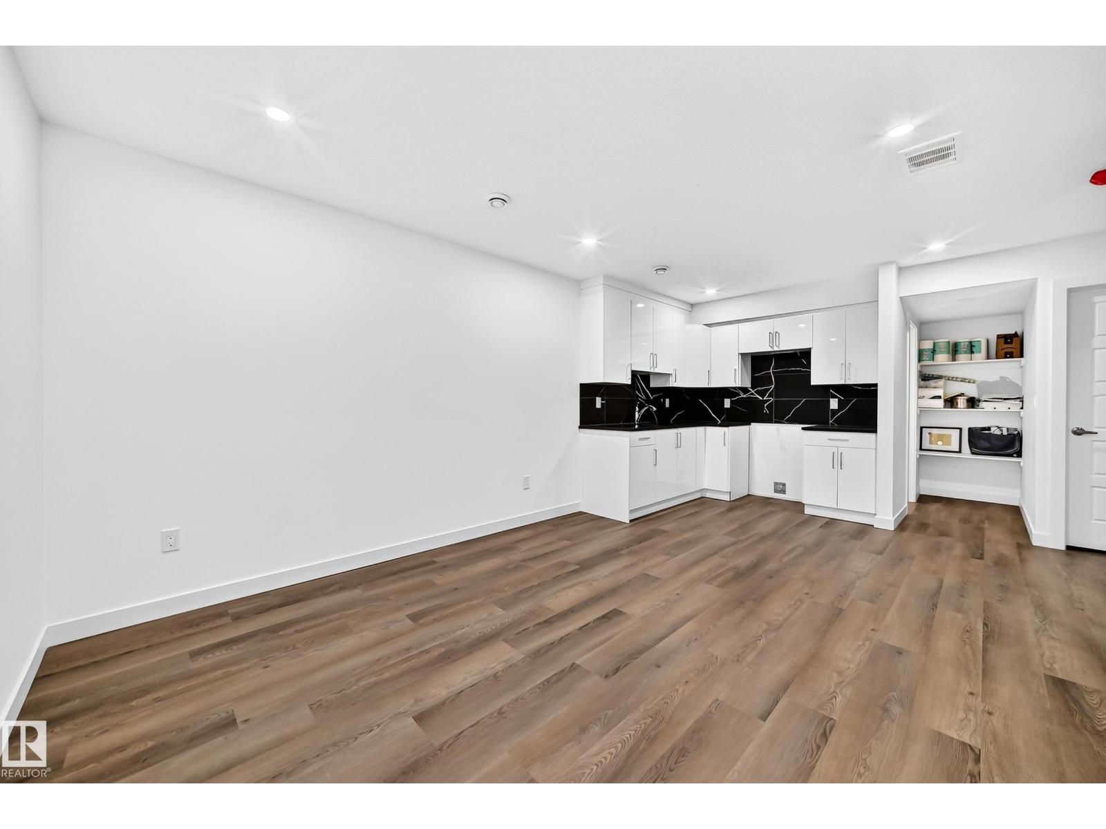 1673 CUNNINGHAM WY SW - 64