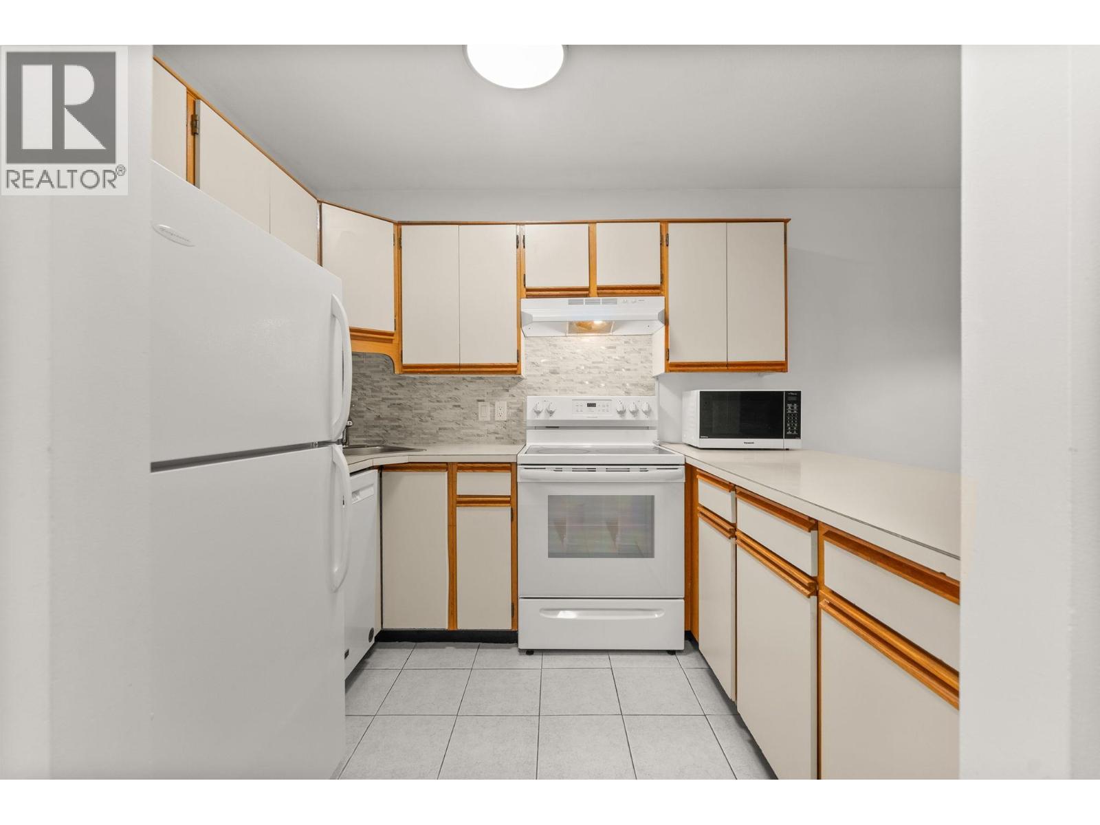 130 12000 FIRST AVENUE, Richmond - Image 1