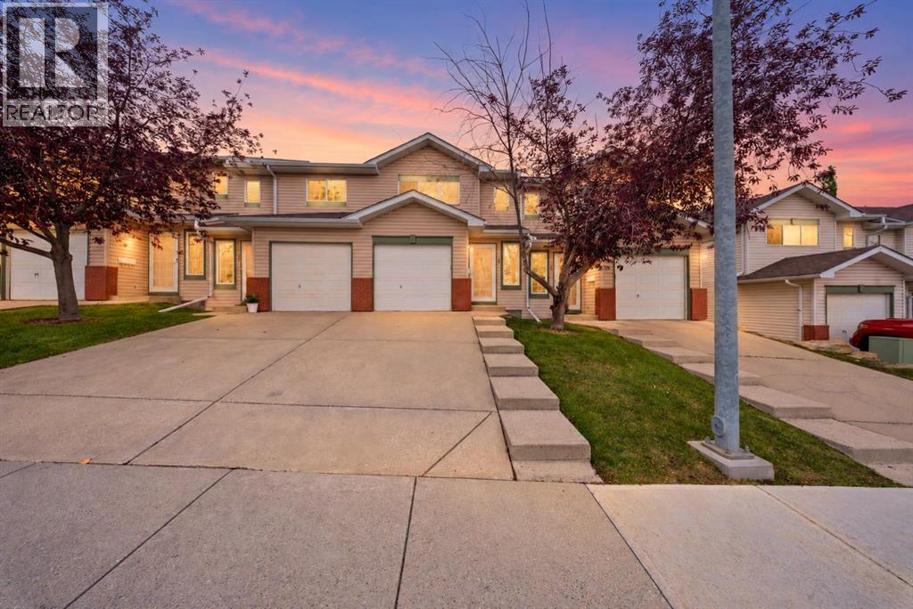 13 Country Hills Rise NW, Calgary, Alberta, T3K4S7
