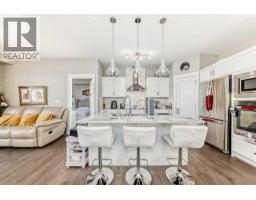 405, 10 Walgrove  SE - photo 5