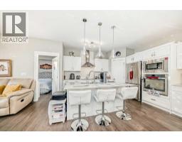 405, 10 Walgrove  SE - photo 9