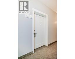 405, 10 Walgrove  SE - photo 31