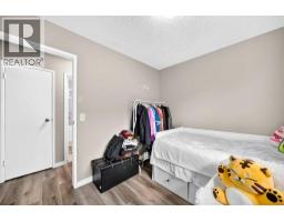 553 Macewan Drive NW - photo 21