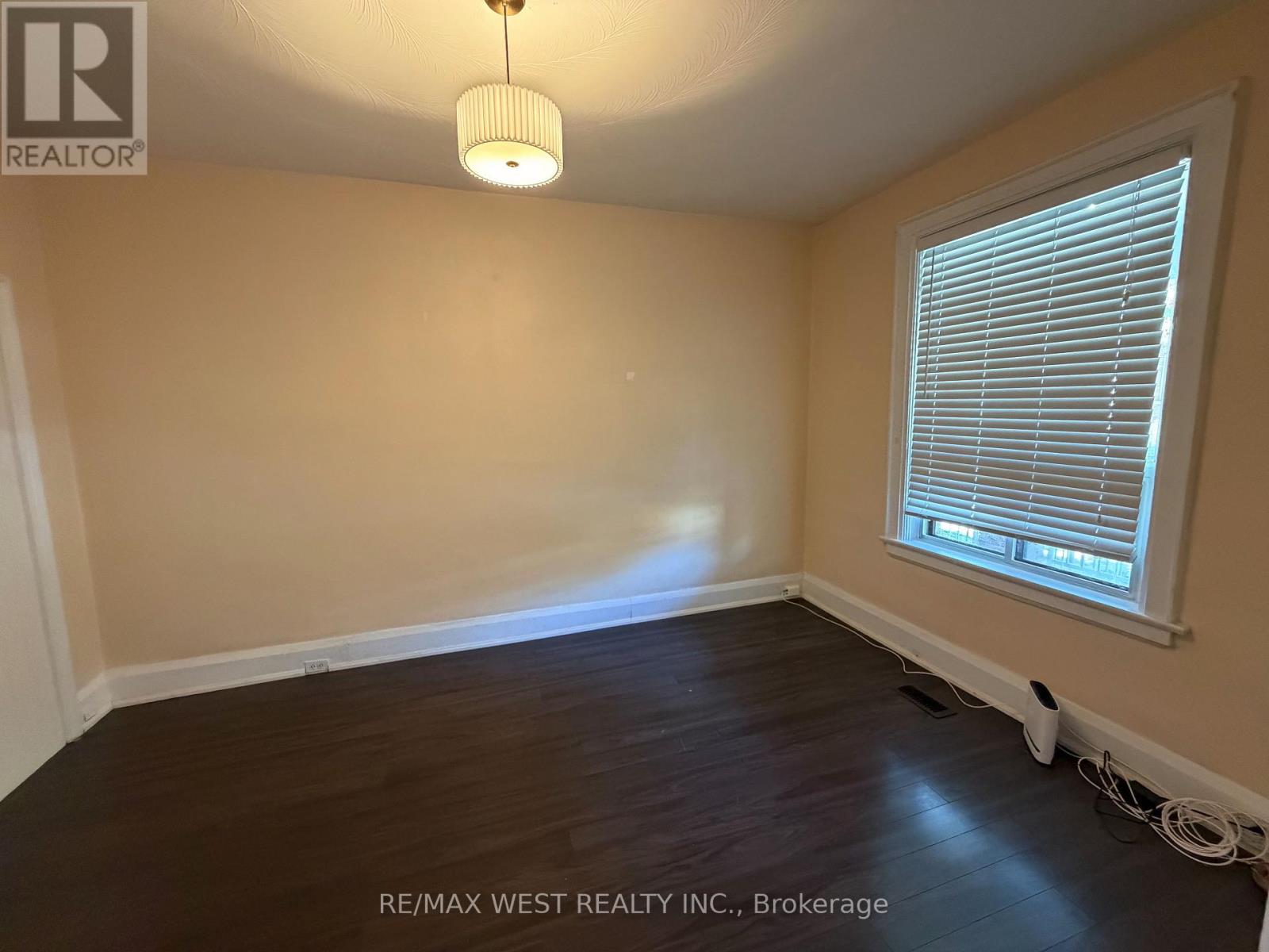 231 Rosemount Avenue — photo 12