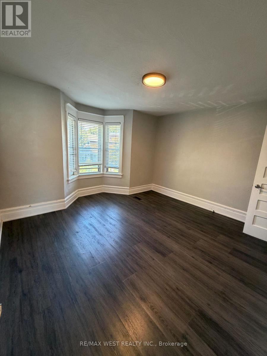 231 Rosemount Avenue — photo 15