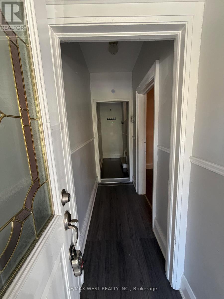 231 Rosemount Avenue — photo 13