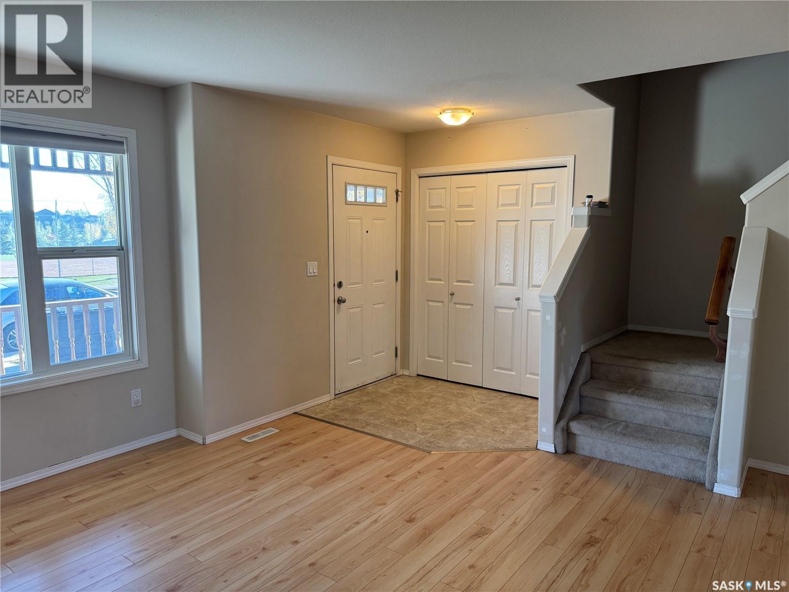 158 East Hampton BOULEVARD - 5