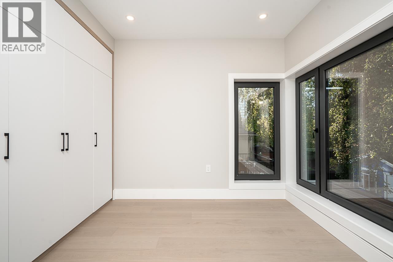 2 4579 W 11TH AVE AVENUE, Vancouver - Image 1