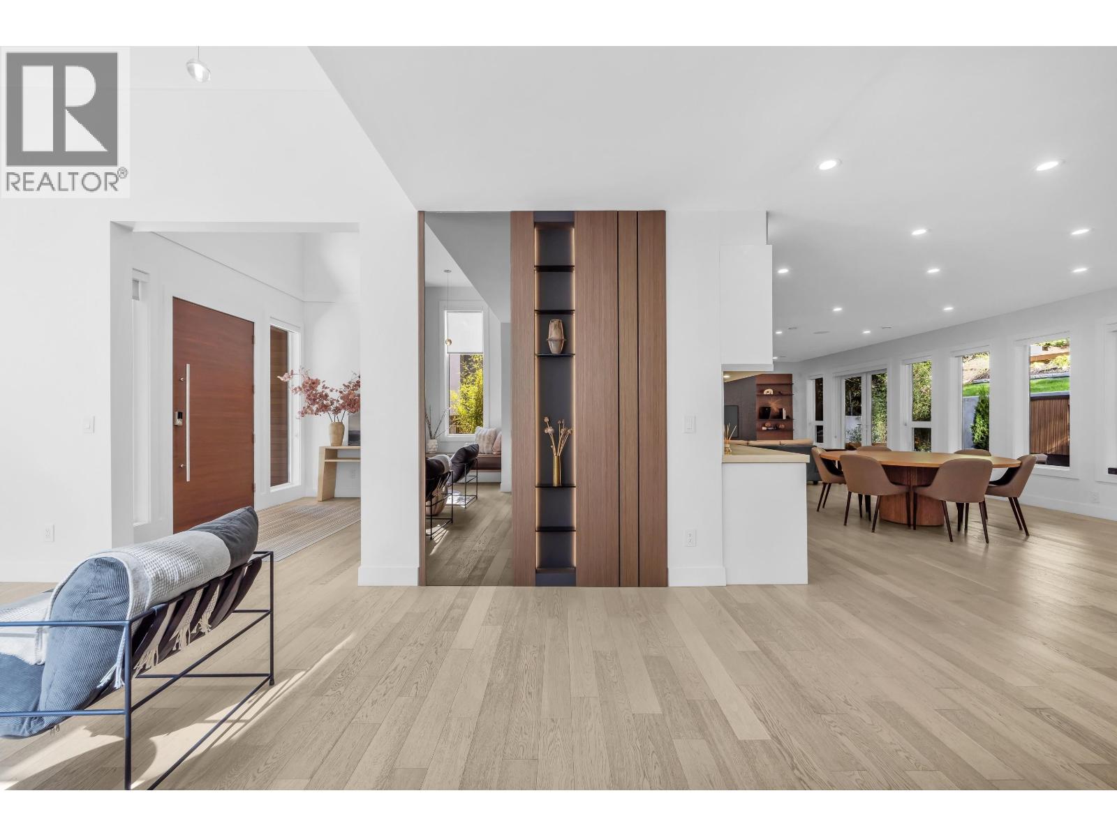4324 GLENCANYON DRIVE, North Vancouver