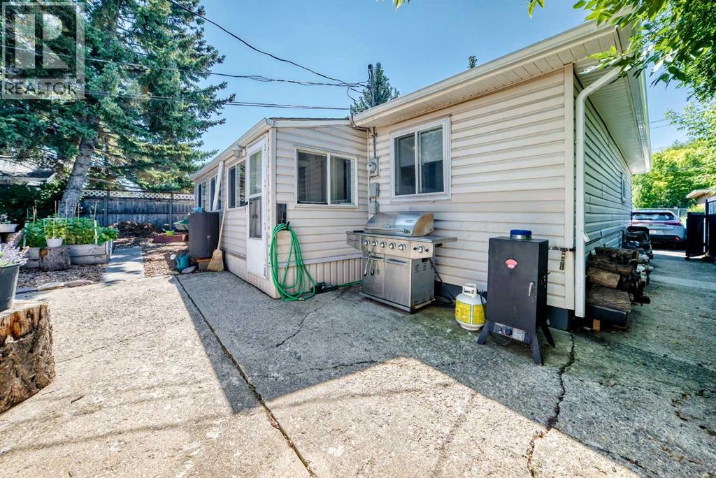 8512 33 Avenue NW - Image 26