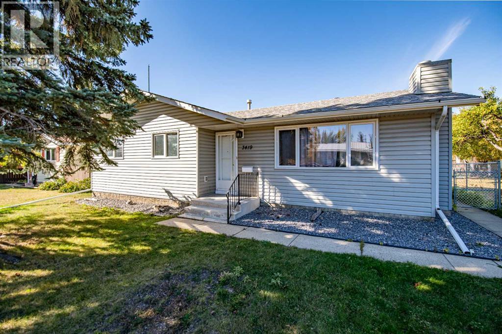 Listing photo – 3419 50 Avenue, Innisfail