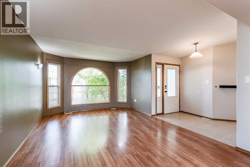 370 Stratton Way SE - 7