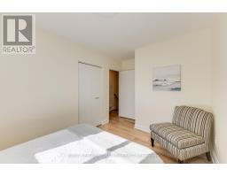 Family room - 8 Bellbury Crescent, Toronto, ON M2J2J7 Photo 11