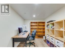 8 Bellbury Crescent, Toronto, ON M2J2J7 Photo 26