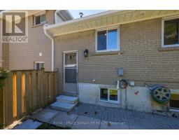 8 Bellbury Crescent, Toronto, ON M2J2J7 Photo 34
