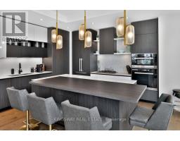 301 - 55 Port Street E, Mississauga, ON L5G4P3 Photo 10