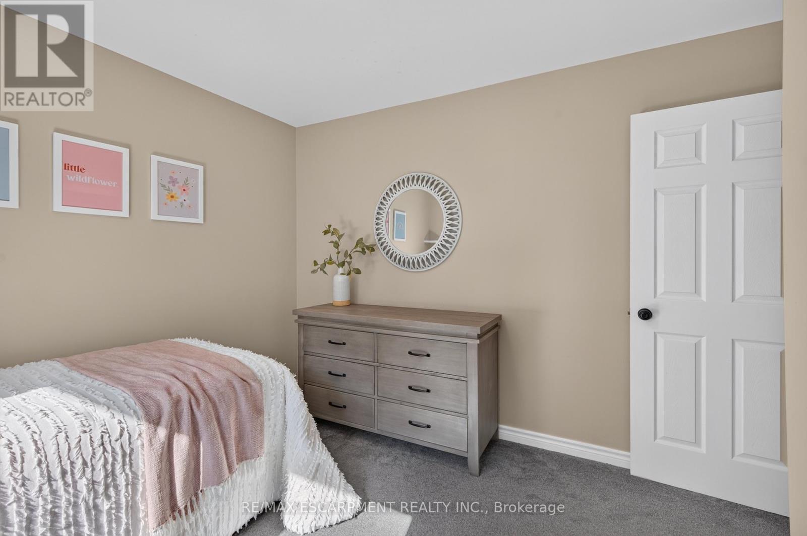 7 Fern Avenue, Hamilton, ON photo 24