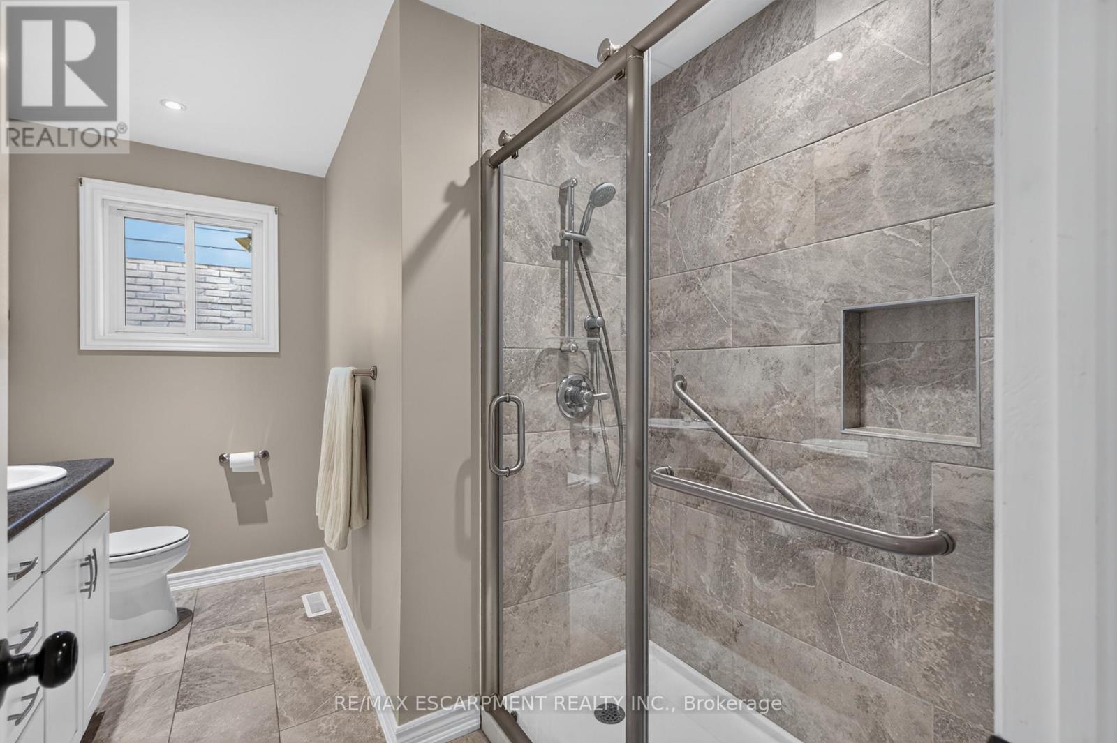 7 Fern Avenue, Hamilton, ON photo 27