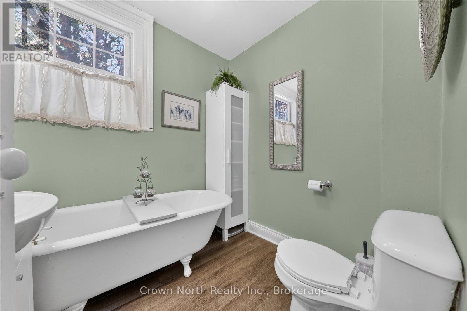 132 GLENGARRY ROAD - 16