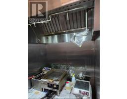 30 Isabella Street, Toronto, ON M4Y1N1 Photo 6