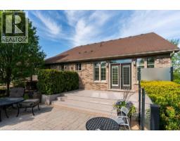 125 Woolner Trail, Kitchener, ON N2A4N3 Photo 39
