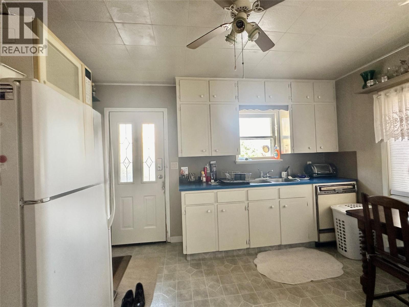 5952 Okanagan Street - 2