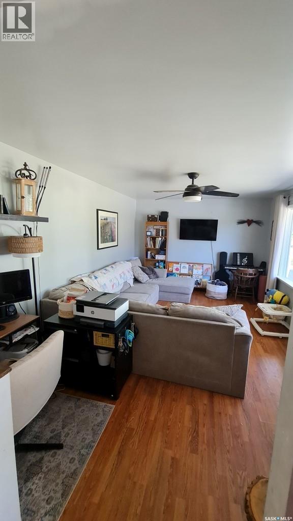 313 Albert STREET - 6